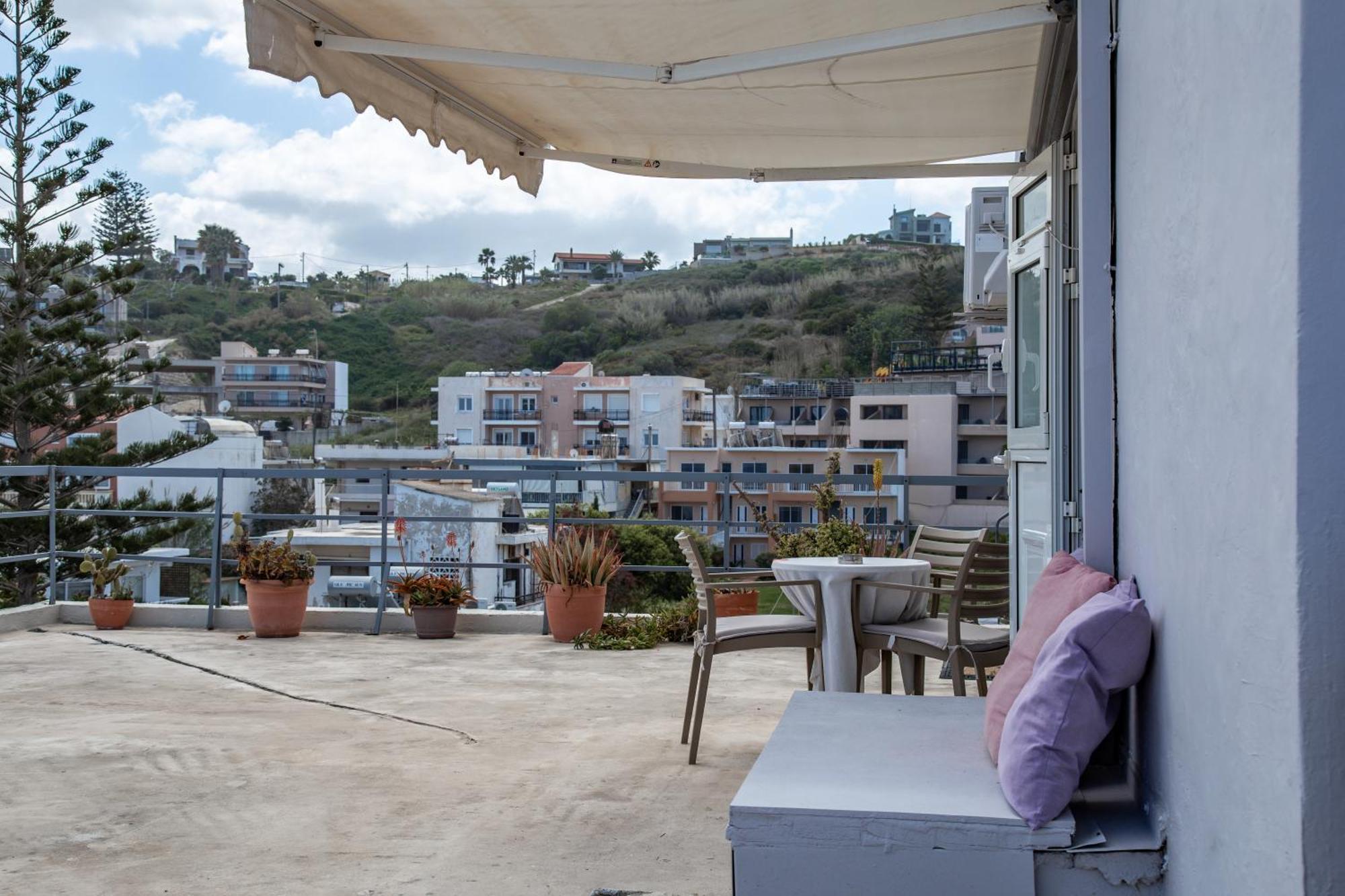 Nefeli Rooms Agia Marina Exterior foto