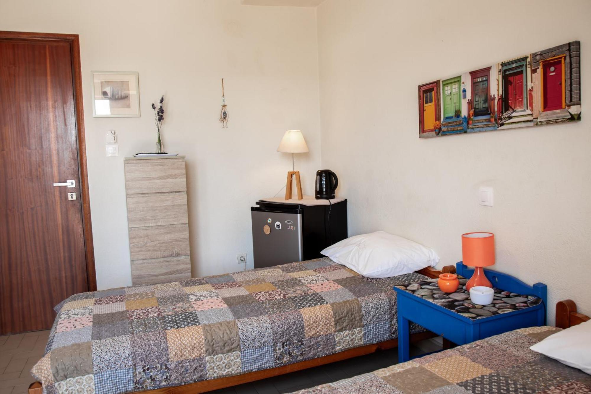 Nefeli Rooms Agia Marina Exterior foto